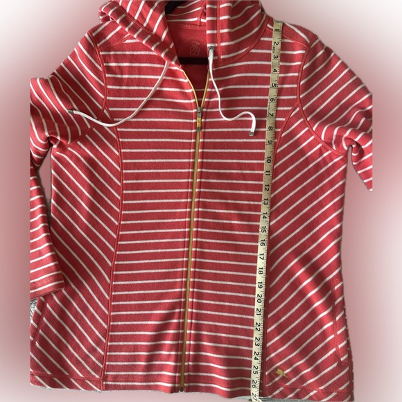 Tommy Bahama Red and White Striped Pullover - Picture 7 of 8